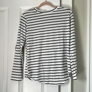 Stripped long sleeve shirt